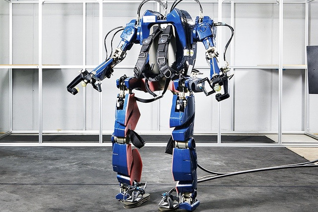 hyundai exoesqueleto 20160509 wearable robot 06 640x427 c