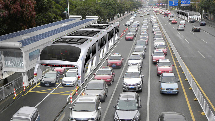china autobus atravesar coches land airbus 002 720x405 c