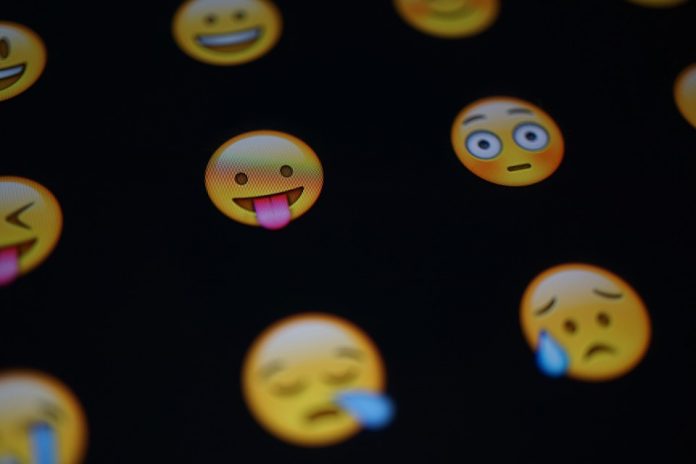 tus emojis favoritos seran nuevos anuncios en twitter emoji