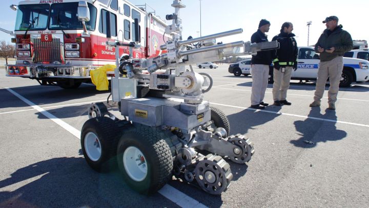 policia utilizo robot para matar sospechoso bomb