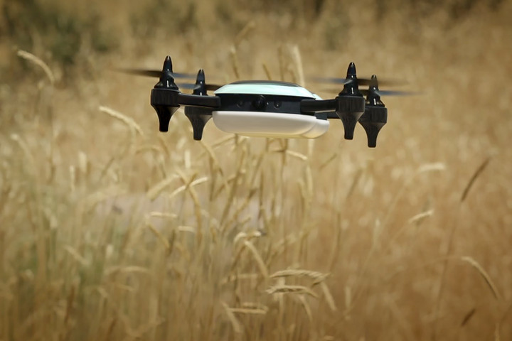 un joven de 18 anos construye el dron mas rapido del mundo teal1 720x480 c