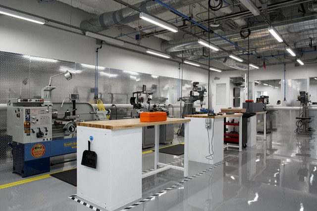 area 404 el laboratorio donde facebook construye futuro manual workshop 640x427 c