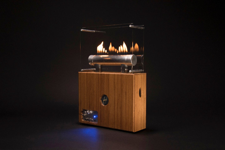 fireside audiobox el altavoz con fuego que se mueve al ritmo de la musica firesideaudiobox set1 07 720x480 c