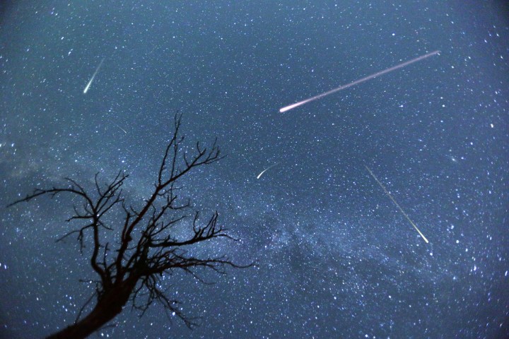como ver lluvia meteoritos perseid meteor shower 1200x0