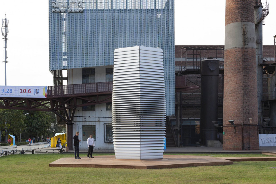 beijing instala torre purifica aire studio roosegaarde smog free project 005 970x647 c