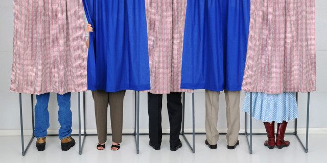 doordash facilita el voto en eeuu voting ballot box registration elections voter turnout curtain featured 640x0
