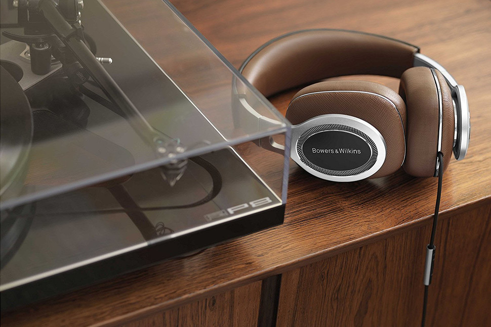 bowers and wilkins lanza auriculares para audifilos p9 signature 1 970x647 c