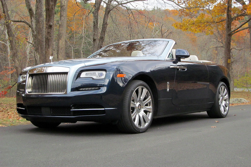 rolls royce dawn 2016 comodidad roof down front angle low 800x533 c