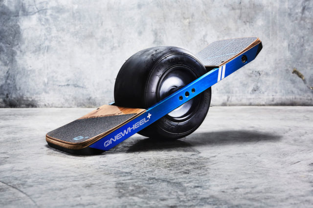 one wheel plus nuevo skateboard ces2017 onewheel 1 970x647 c