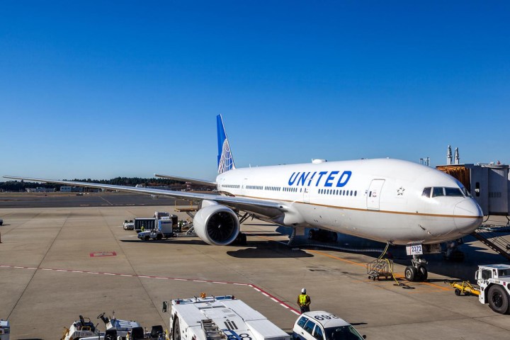 falla en sistemas afecta vuelos de united por segunda vez tres meses airlines grounded 1200x0