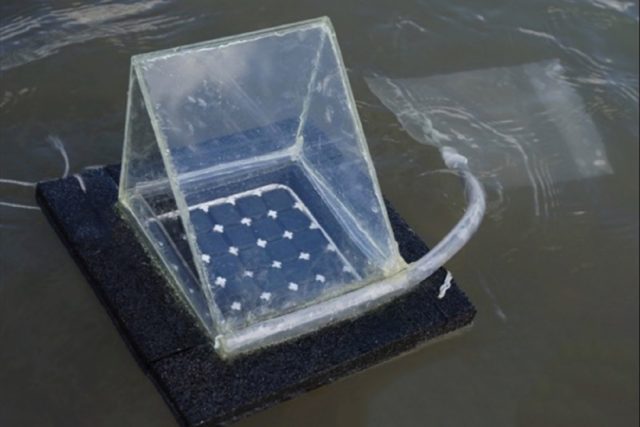 Nuevo invento hace que el agua de mar sea apta para beber en media