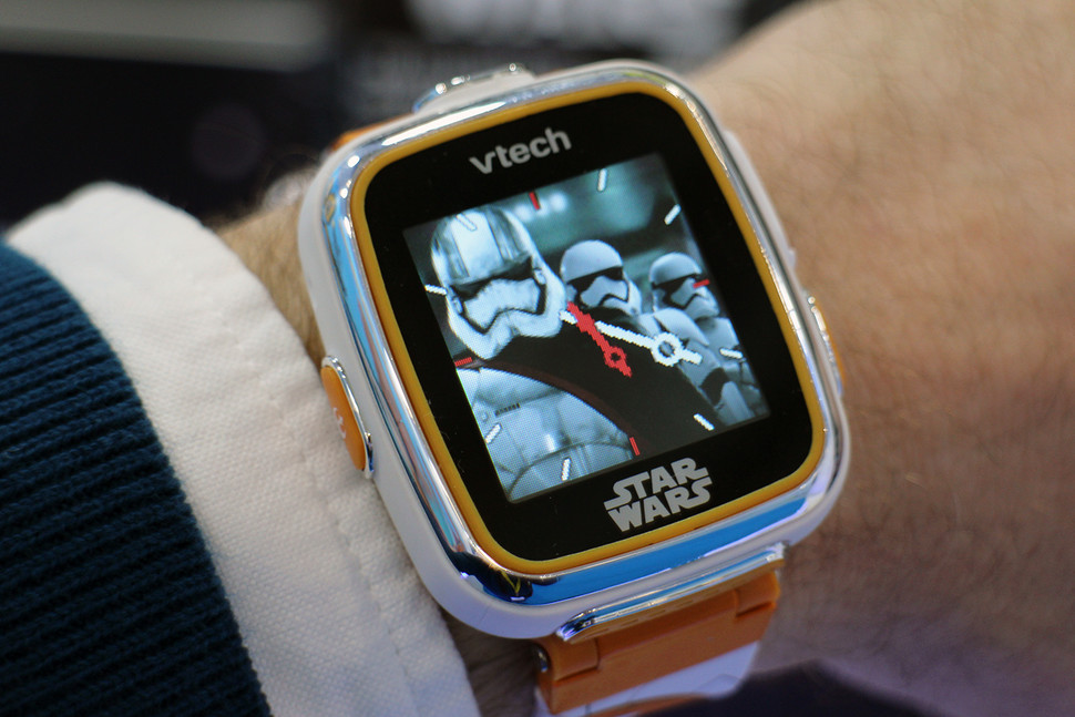 el reloj star wars y la camara stormtrooper de vtech watch and camera 0013 970x647 c