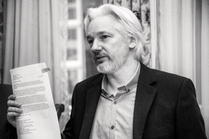 julian-assange-wikileaks-cia-v2