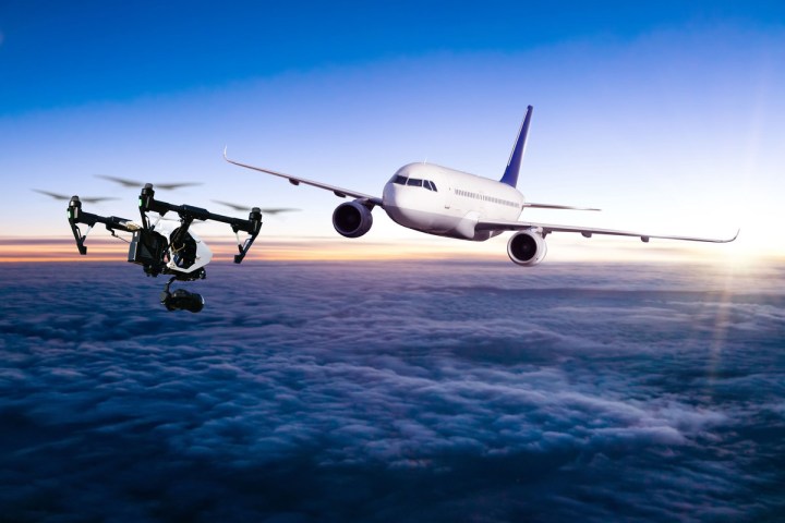 dji recompensa vuelos ilegales drones drone plane 2 1200x0
