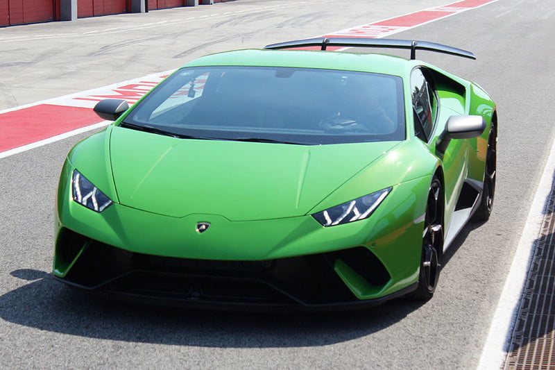 Nos subimos al Lamborghini, Huracán Performante 2018 | Digital Trends  Español