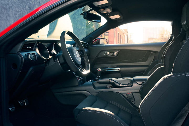ford mustang 2018 gt350 interior 19 720x480 c