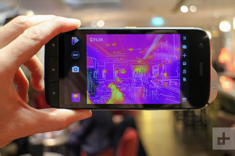 cat s61 android mwc viewfinder 800x533 c