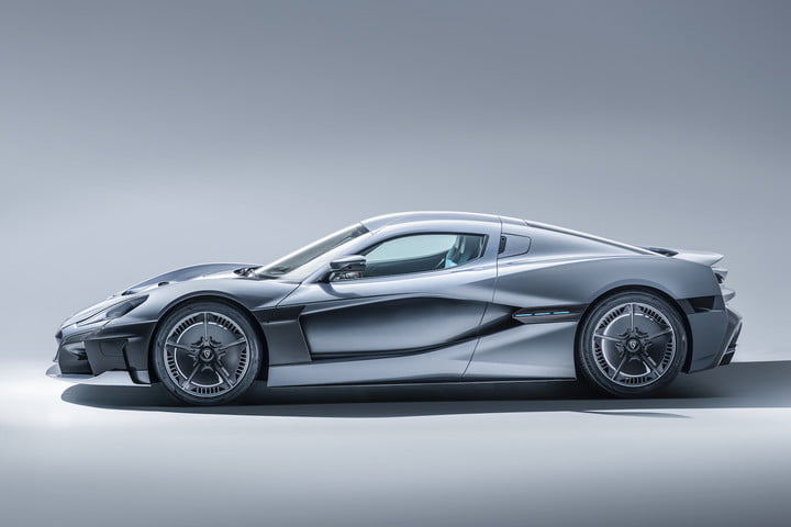 rimac concept two 1900 caballos c studio side 01 1 720x480