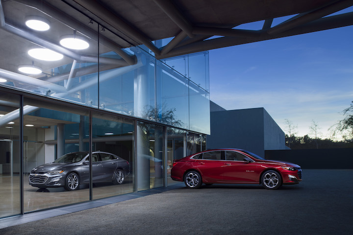 nueva linea chevy mailbu cruze spark 2019 malibu premier and rs  updated styling across the lineup led by first ever trim int