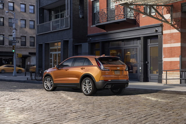 cadillac xt4 super cruise the 2019 was developed on an exclusive compact suv architect 5 640x427 c
