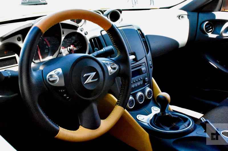 nissan 370z 2018 prueba 37oz steering wheel 800x533 c