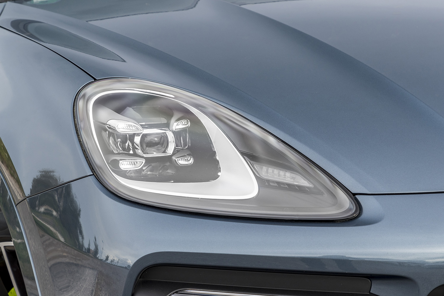 nuevo porsche cayenne e hybrid 2019 headlight 720x720