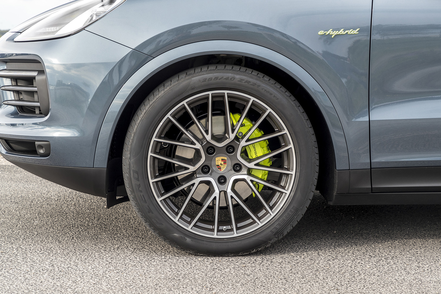 nuevo porsche cayenne e hybrid 2019 tire 720x720