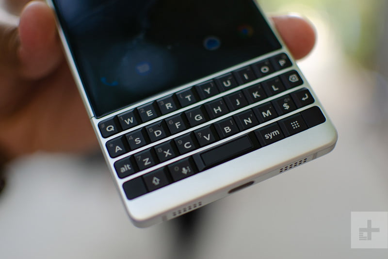 blackberry keytwo key2 review keyboard 800x534 c