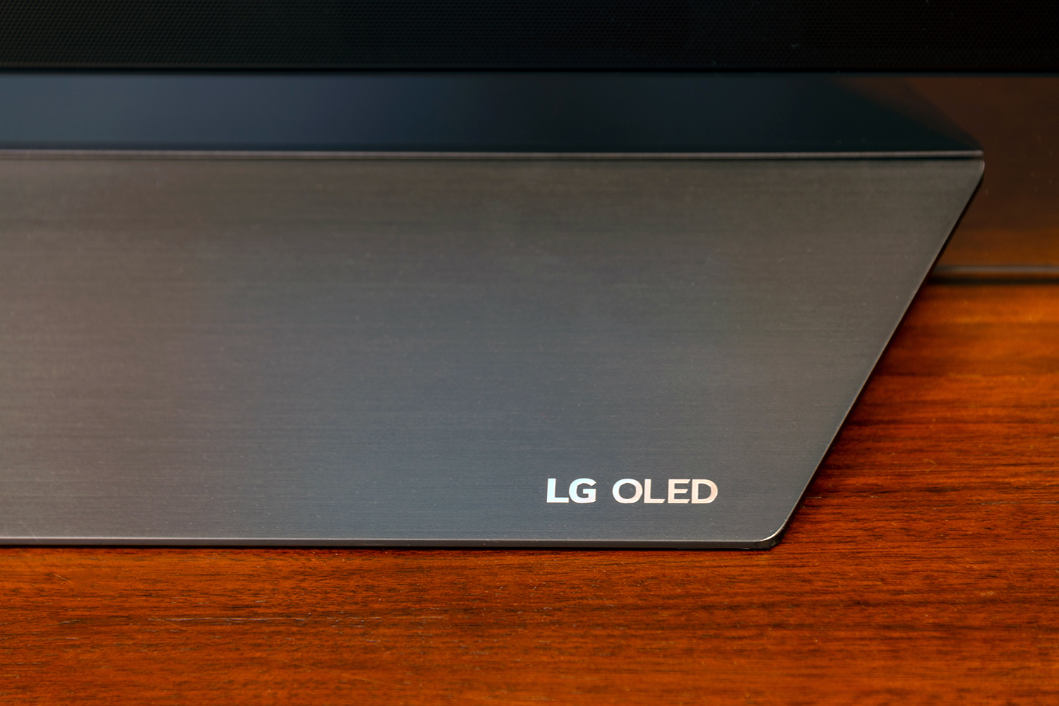 revision lg e8 oled series tv stand detail 720x720