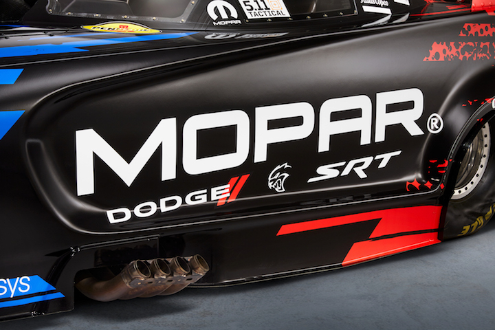mopar dodge funny car nuevo modelo key design features of the new 2019 charger srt hellcat nhra include bodyside scallops wit