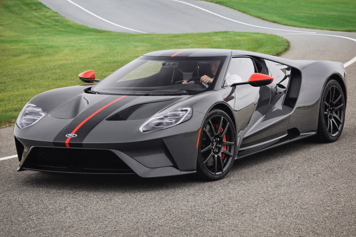 ford gt carbon series 2019 4 700x467 c