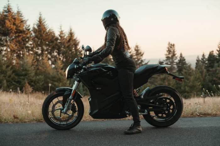 zero motorcycles motocicletas electricas 2019 s outdoors 05 4800x3200 press 720x720