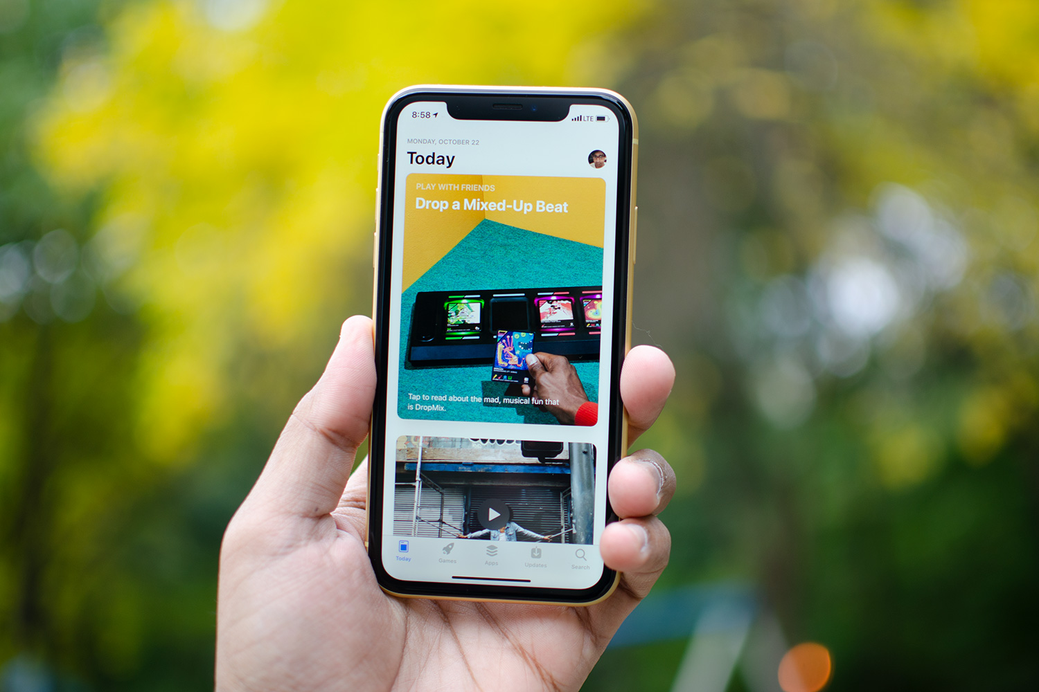 revision apple iphone xr review app store