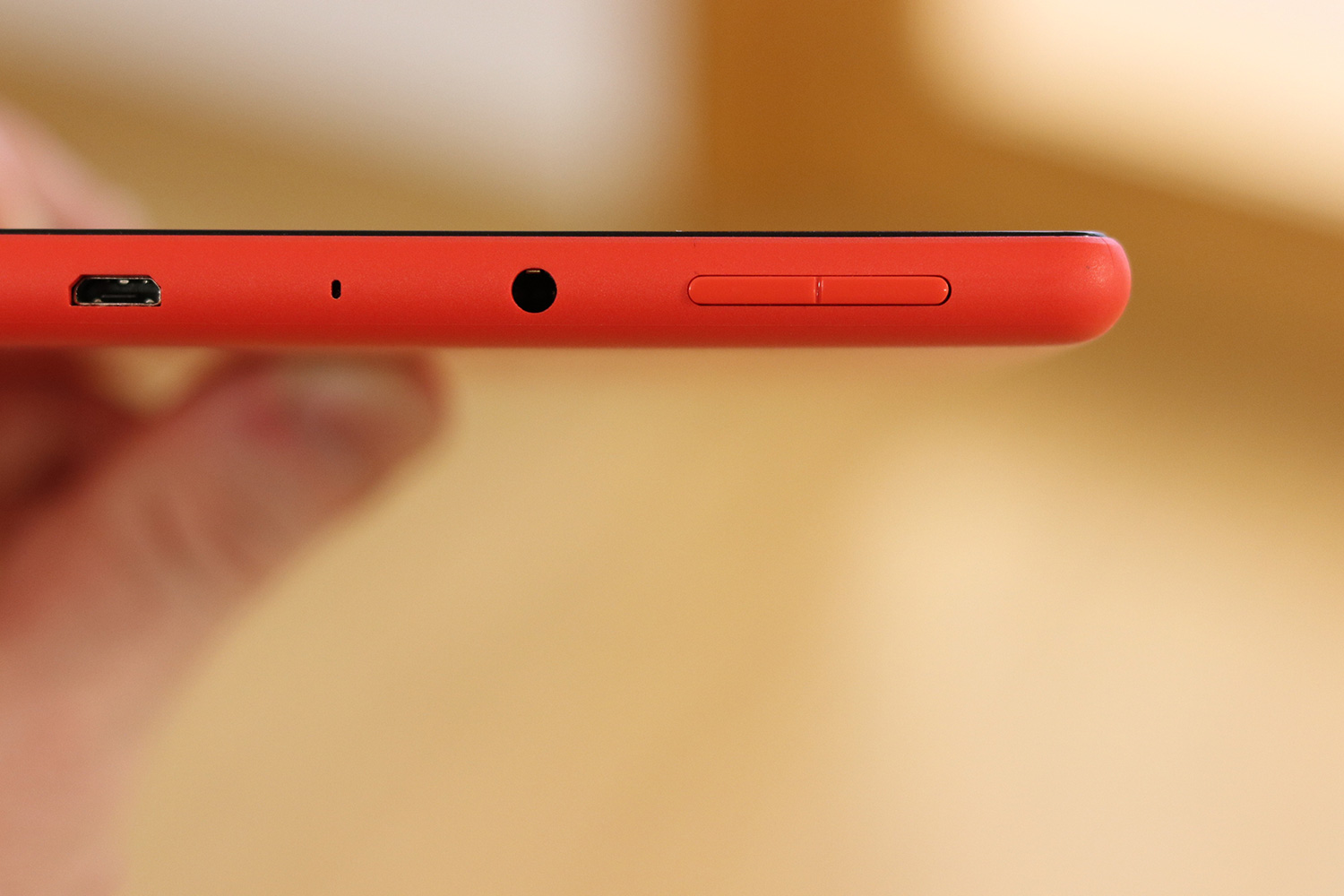 revision tableta amazon fire hd 8 2018 kindle review micro usb