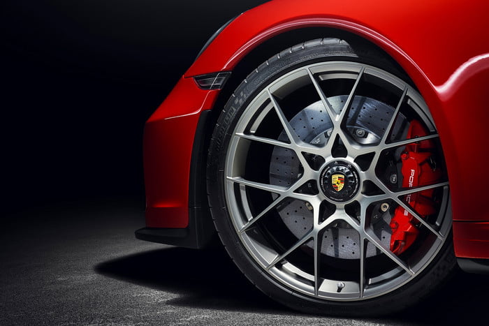 porsche edicion limitada 911 speedster concept red 6 700x467 c
