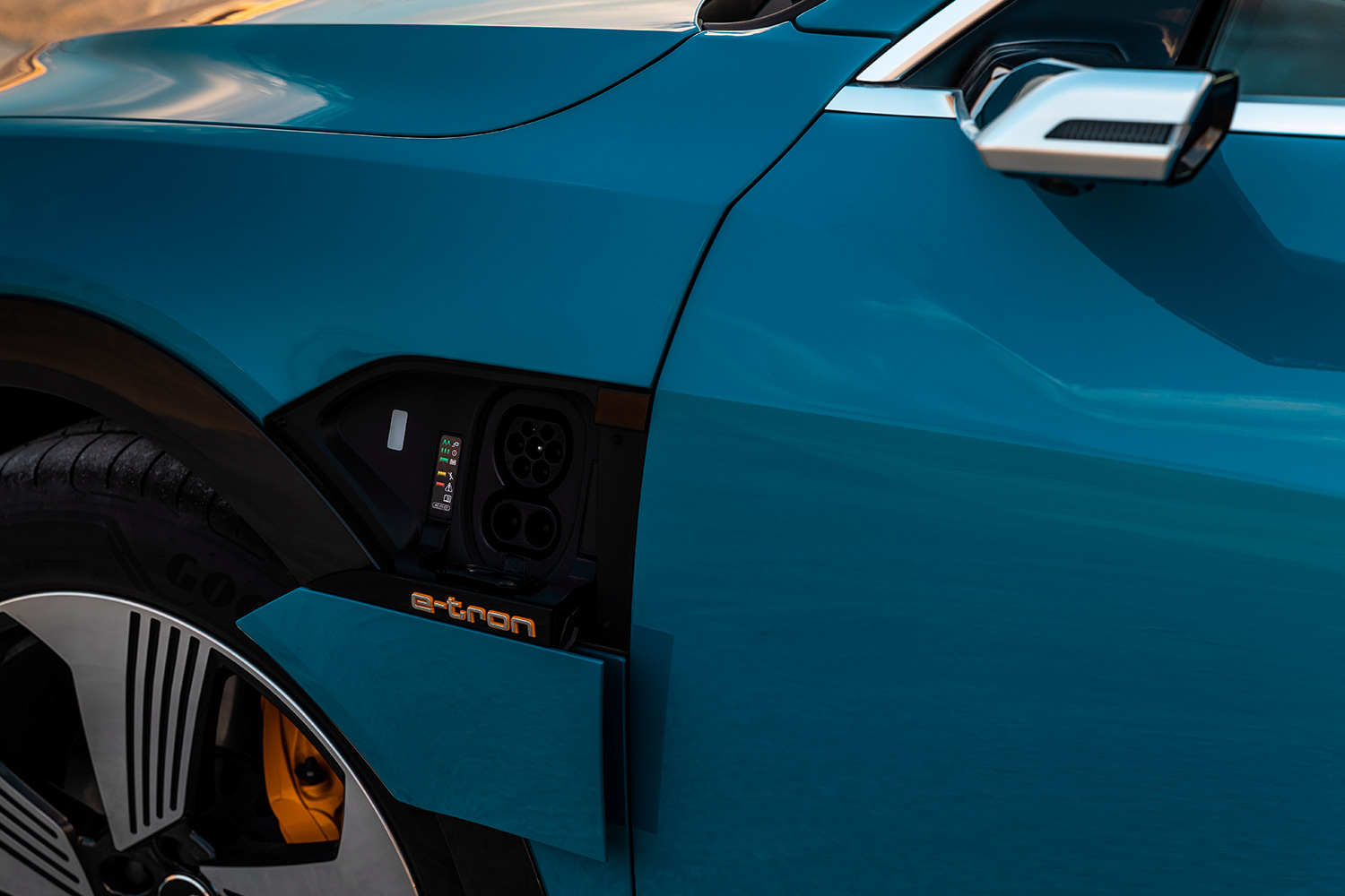 audi e tron suv electrica 2019 revision first drive press 6 800x534 c