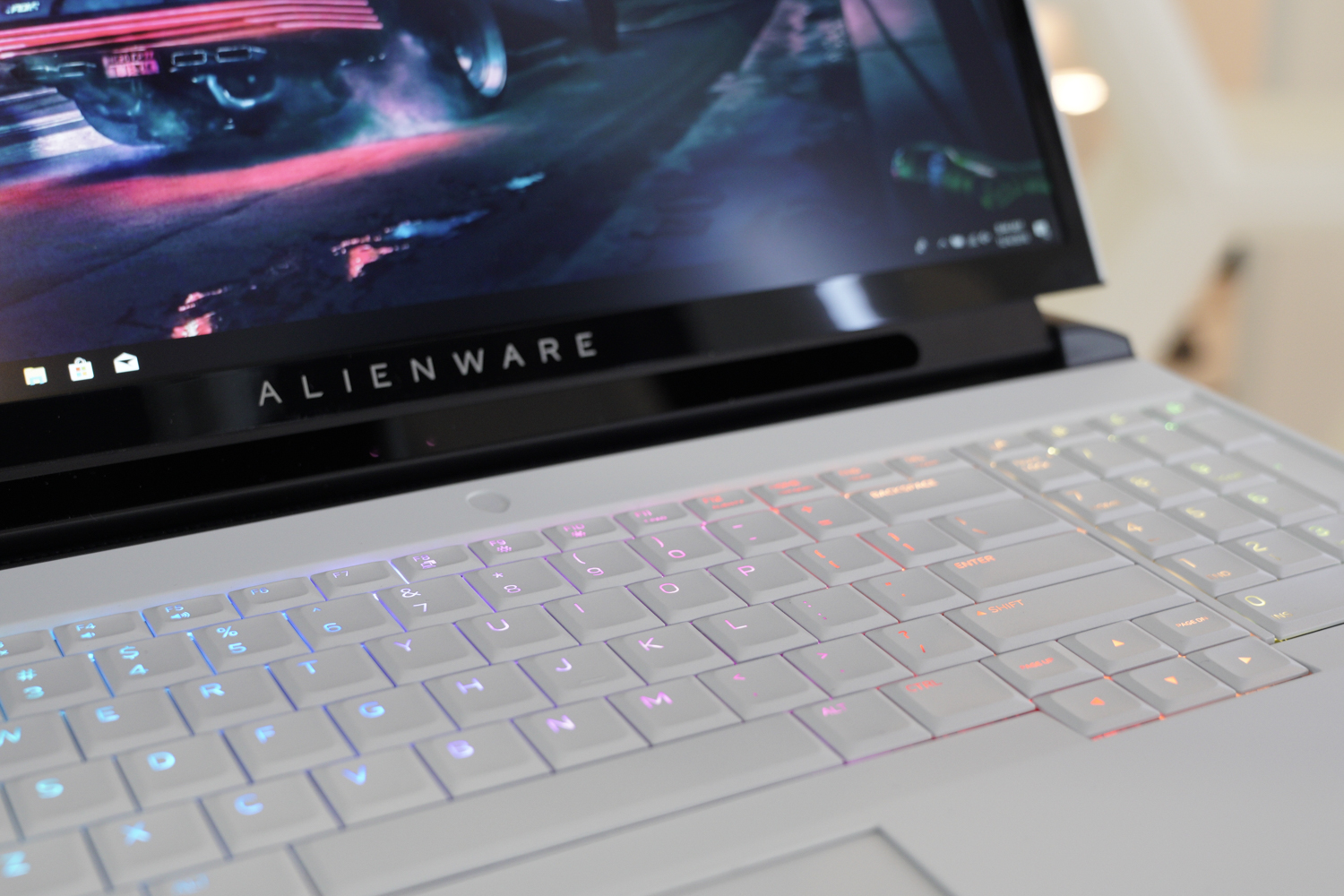 laptops videojuegos alienware ces 2019 area 51m gaming laptop 10