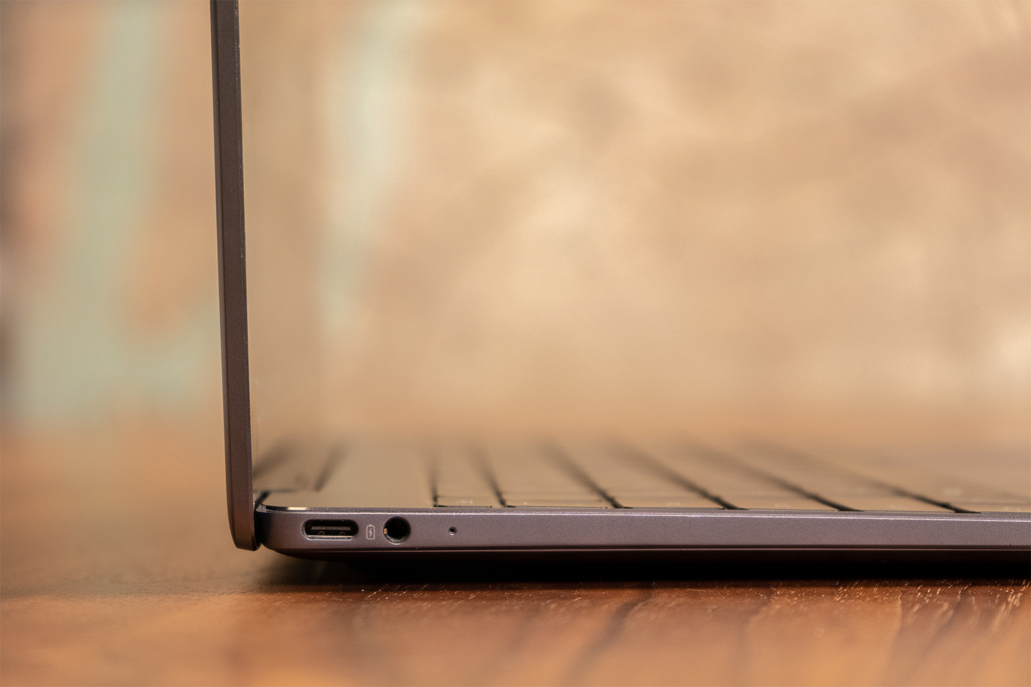revision matebook 13 2019 huawei 6