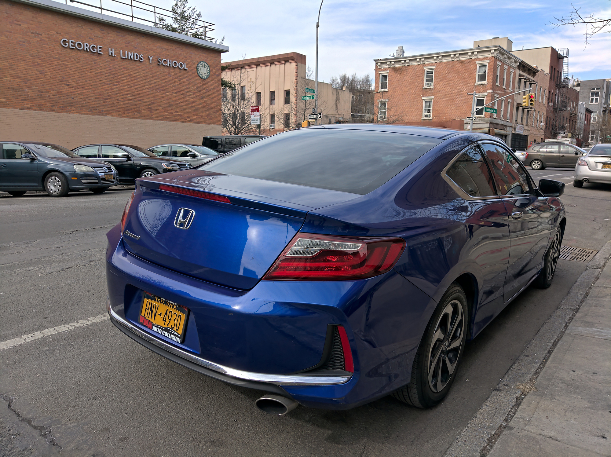 revision nokia 9 pureview blue car