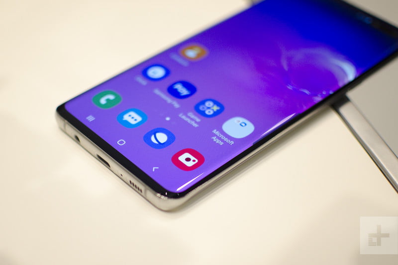 revision samsung galaxy s10 5g hands on 7105 800x534 c