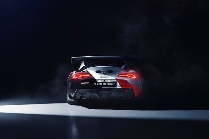 toyota supra gt4 2019 20190301 02 03 700x467 c