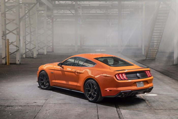 ford mustang ecoboost 2020 high performance package 2 700x467 c
