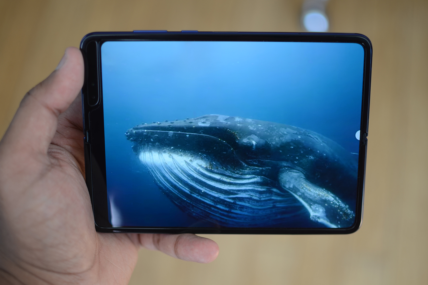 revision samsung galaxy fold review 2