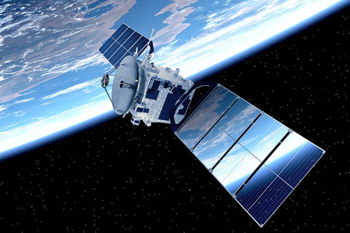 amazon satelites internet satellite orbiting earth