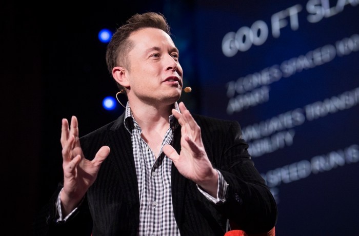 Elon Musk dice que Starship es ahora prioridad para SpaceX