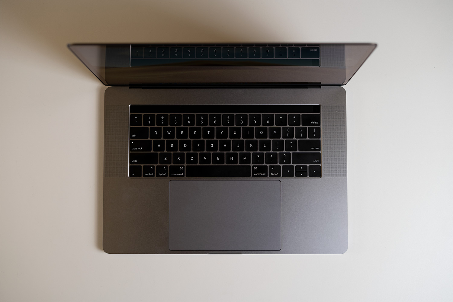 revision macbook pro 15 2019 review 4
