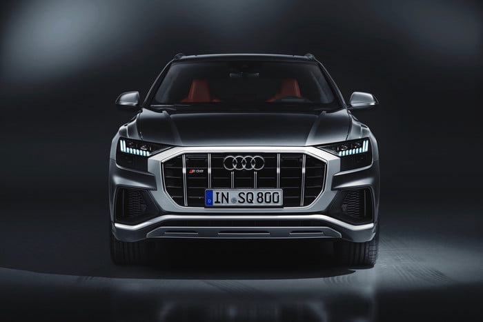 audi sq8 tdi diesel 2020 4 700x467 c