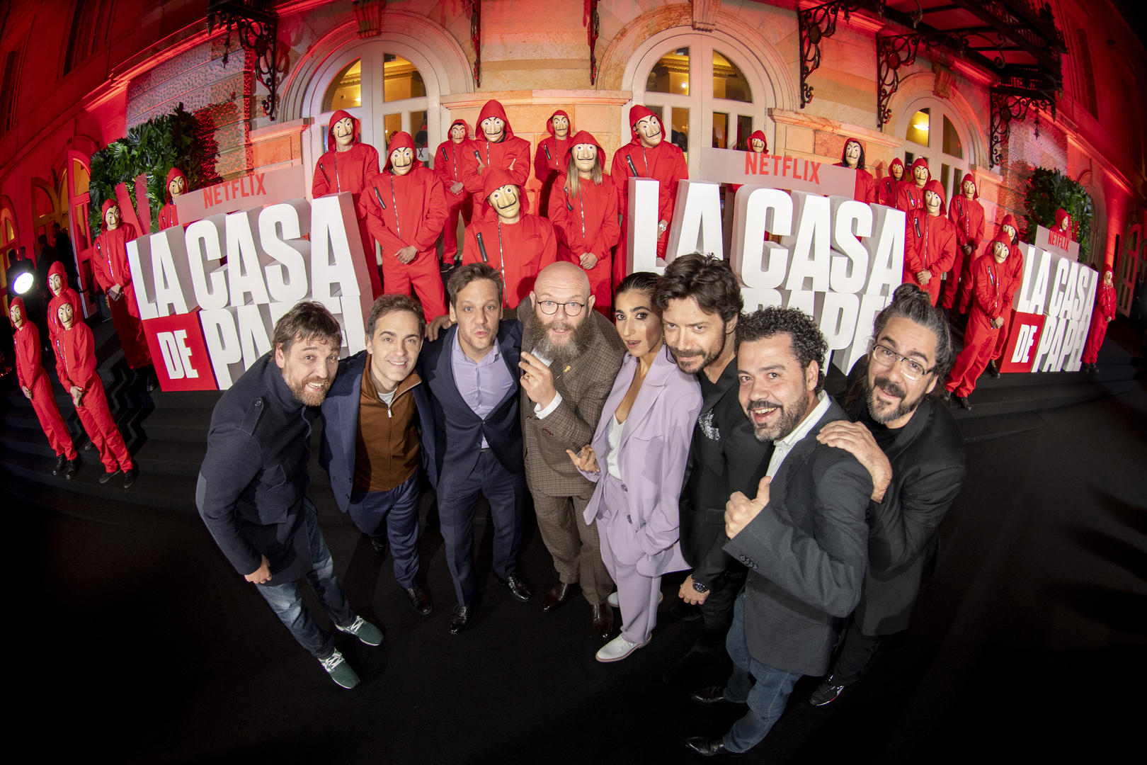 tercera temporada la casa de papel netflix part 3 premiere bogota  colombia