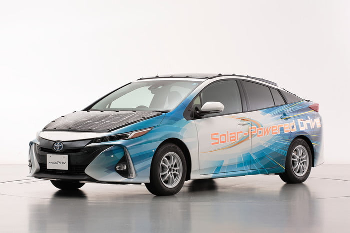 toyota prius paneles solares solar 2 700x467 c