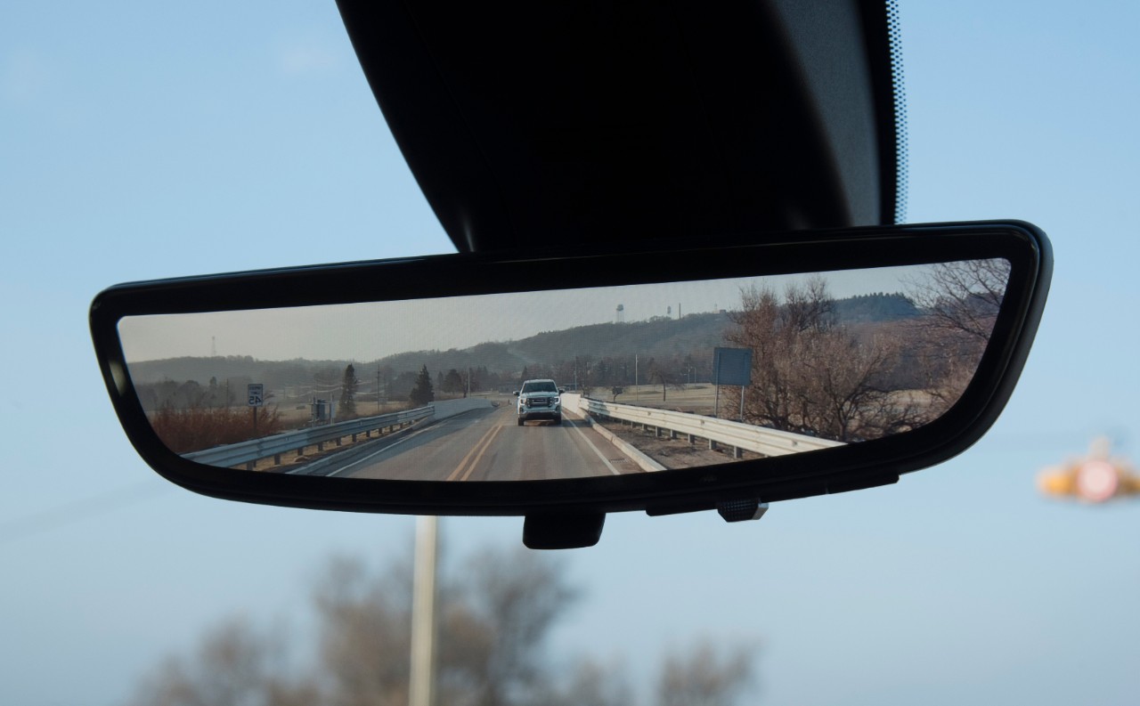 gmc sierra hd 2020 2 rear view mirror camera
